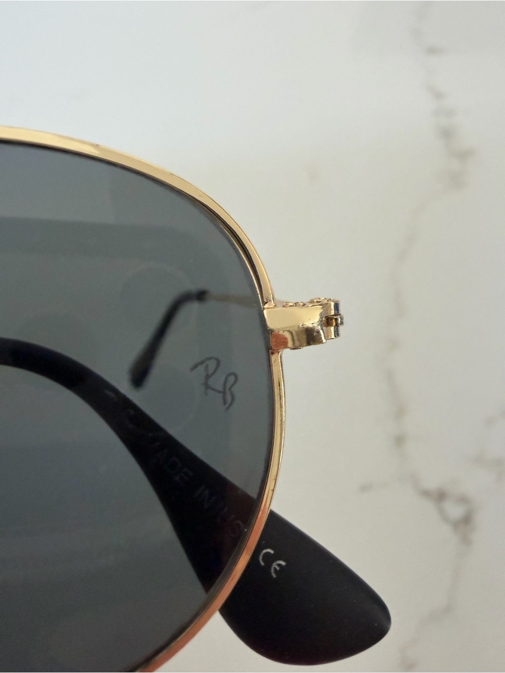 Ray Ban Round Metal Sunglasses - Picture 5 of 8